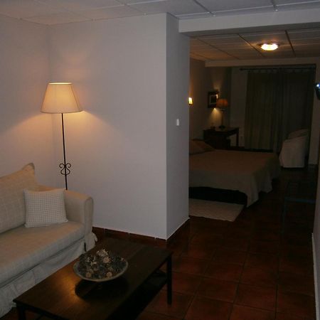 סבררוס Hotel El Castrejon מראה חיצוני תמונה