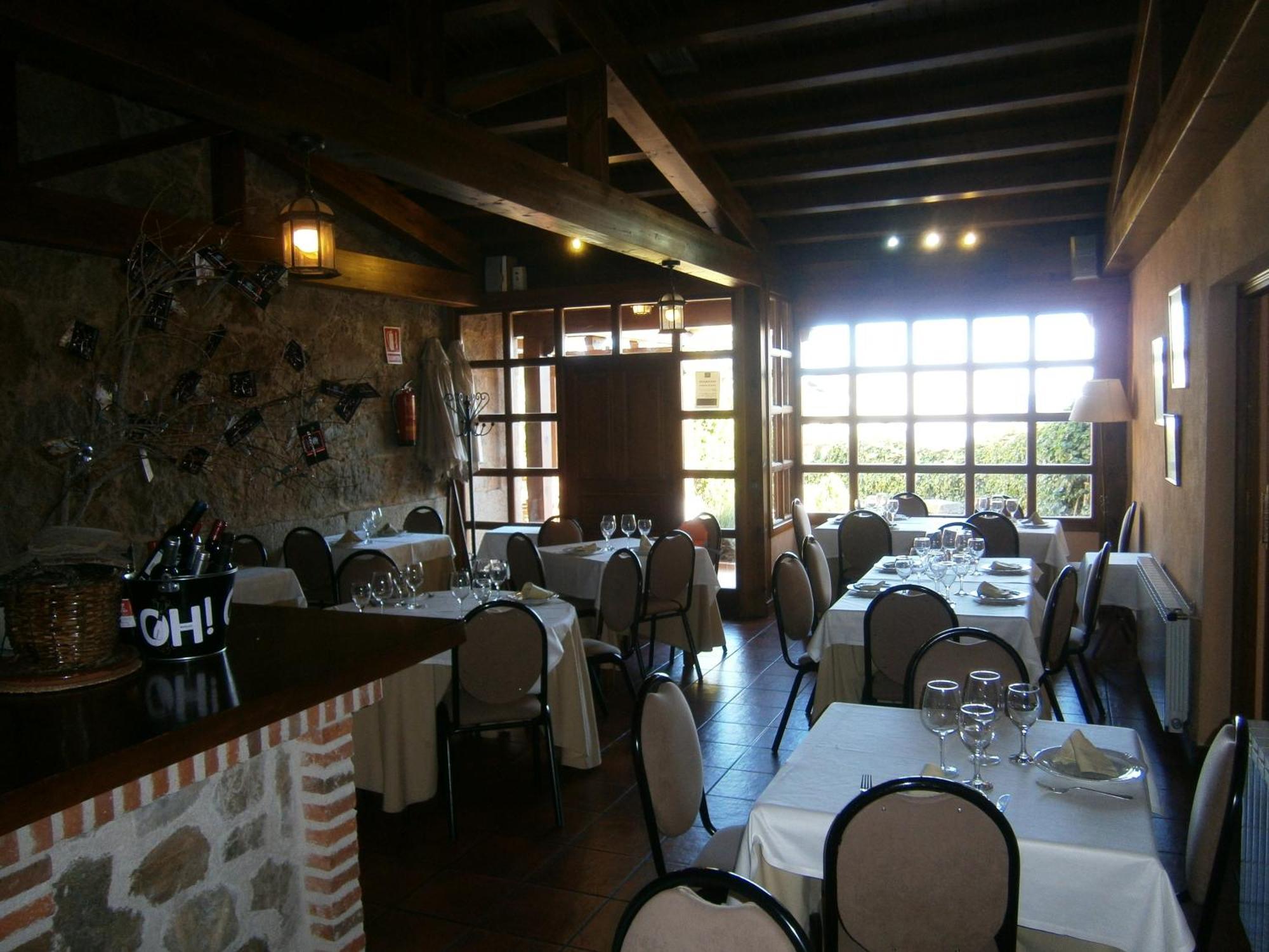סבררוס Hotel El Castrejon מראה חיצוני תמונה