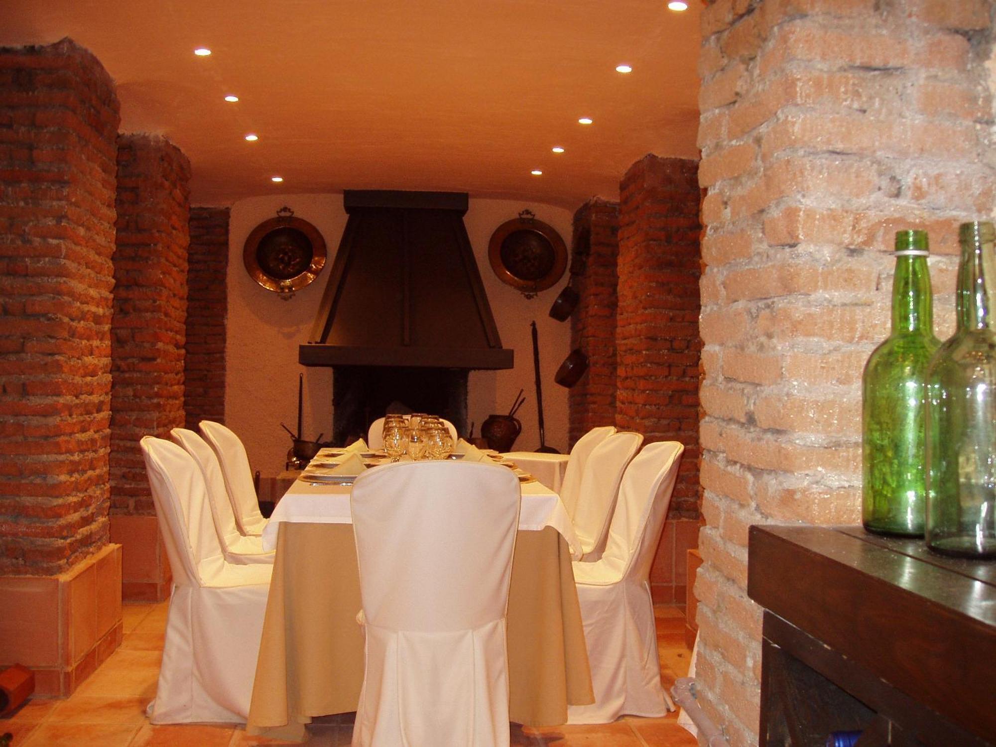 סבררוס Hotel El Castrejon מראה חיצוני תמונה